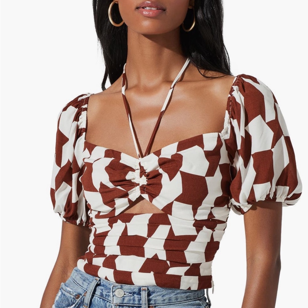 ASTR the Label Geometric Floral Puff Sleeve Halter Top
